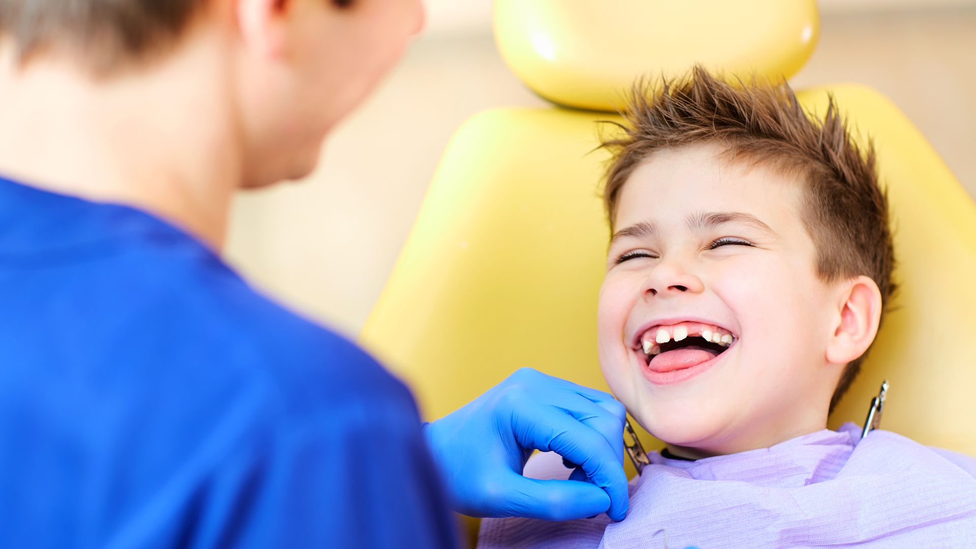 child at the dentist